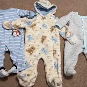 Cozy all of 3 pieces Baby Onesie
